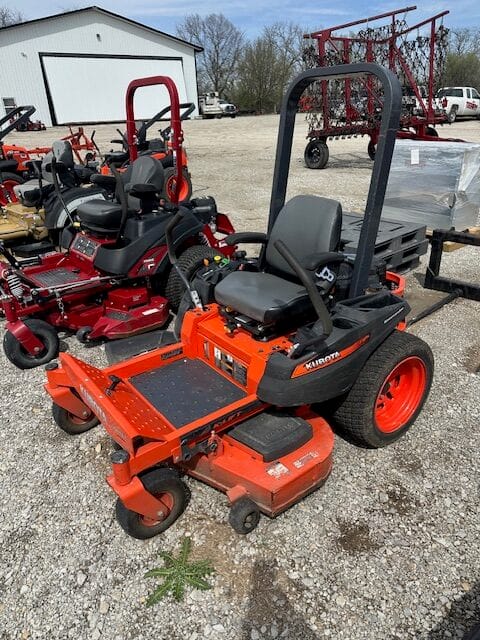 2016 Kubota Z121 Zero Turn